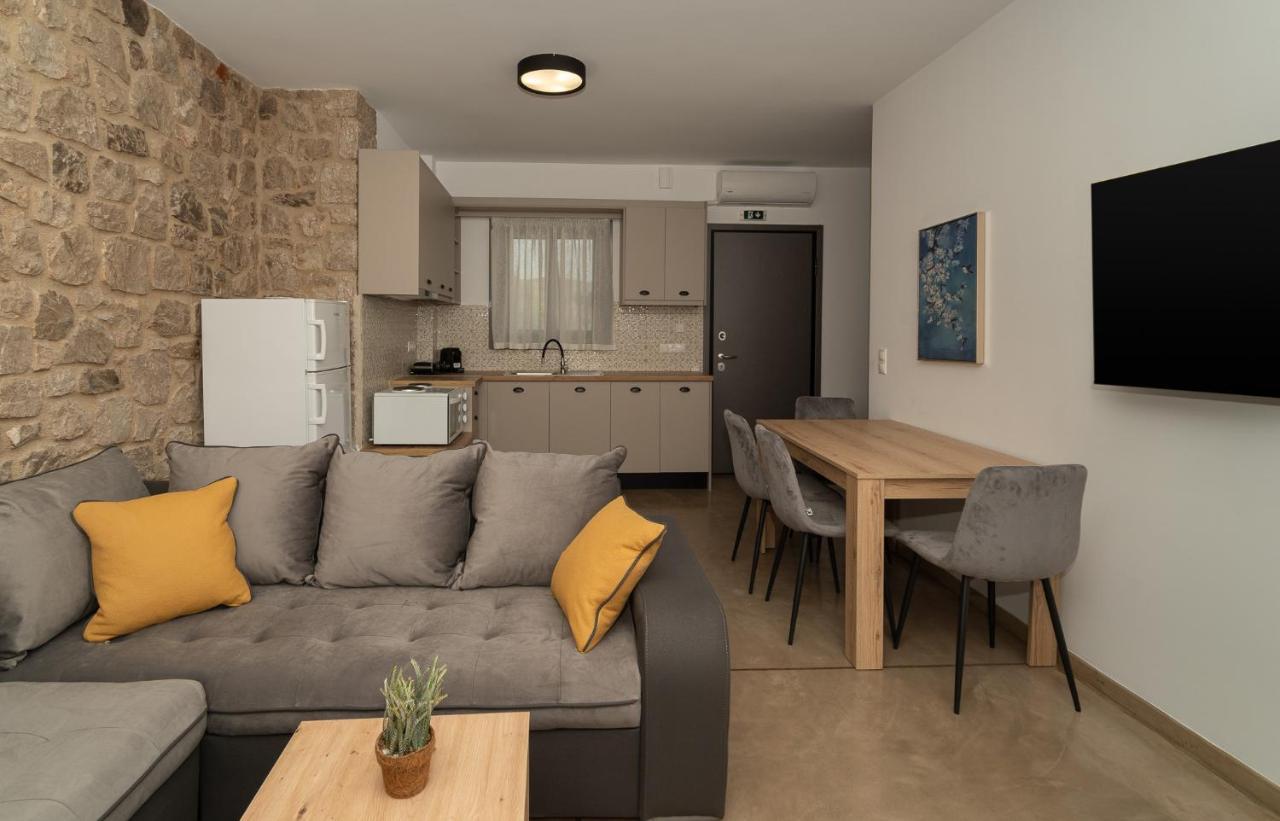 Lithos Suites Finikounta Exterior foto