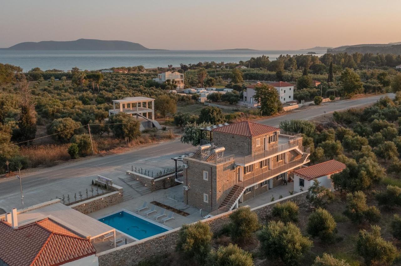 Lithos Suites Finikounta Exterior foto