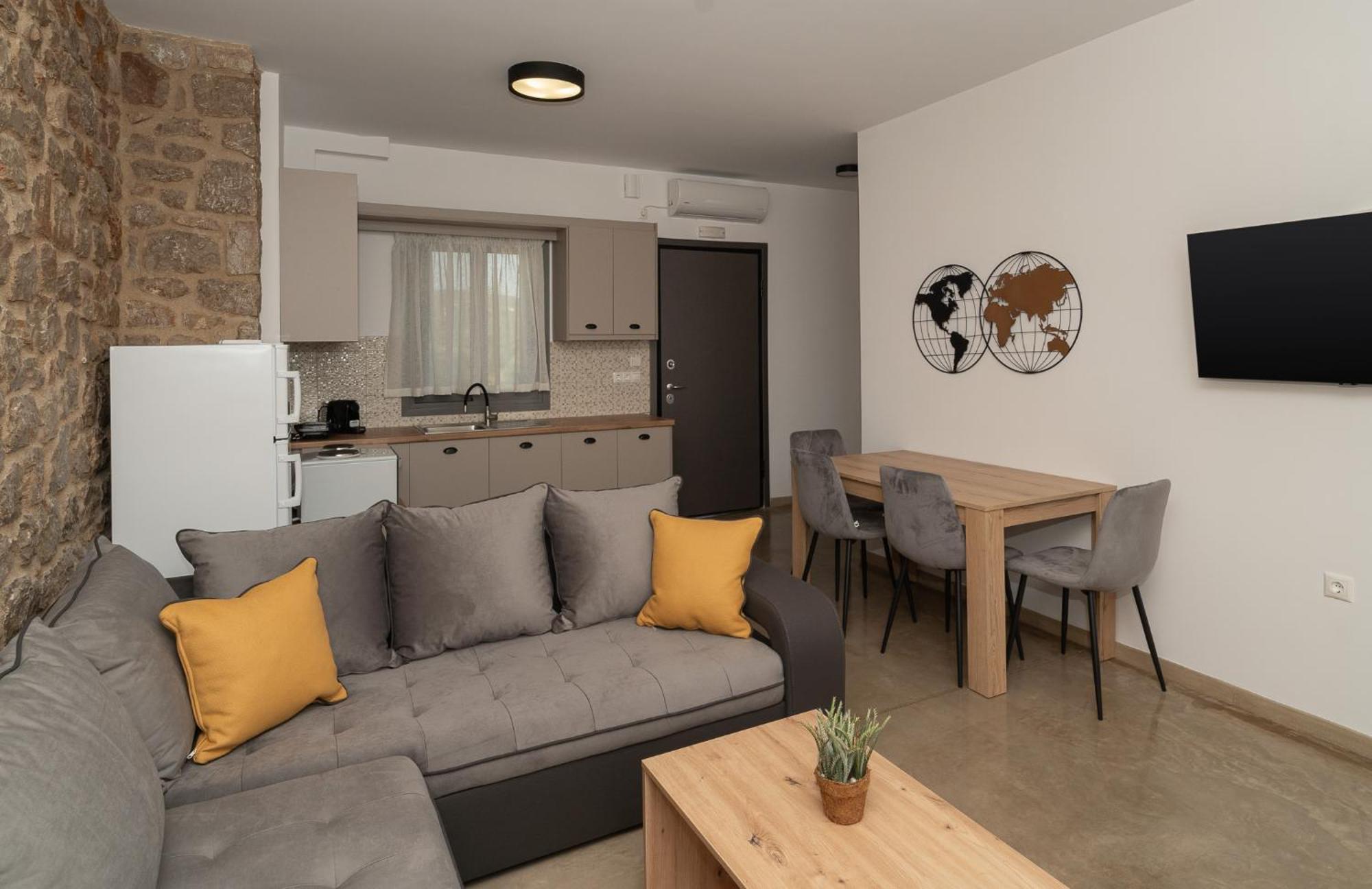 Lithos Suites Finikounta Exterior foto
