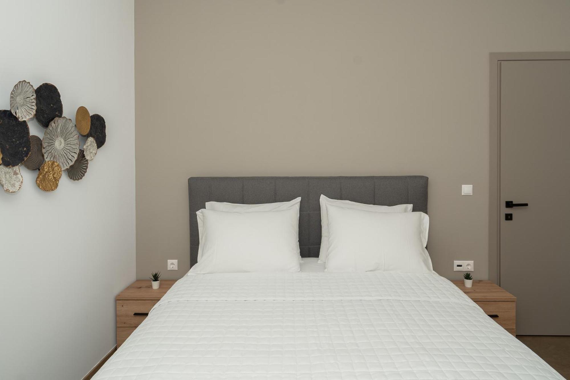 Lithos Suites Finikounta Exterior foto