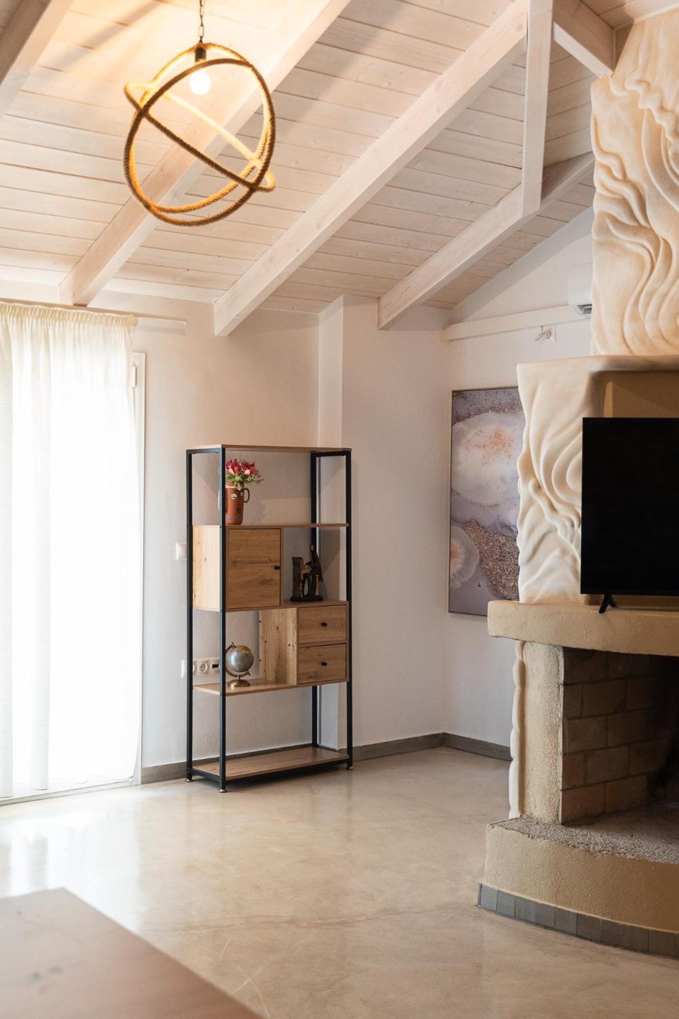 Lithos Suites Finikounta Exterior foto